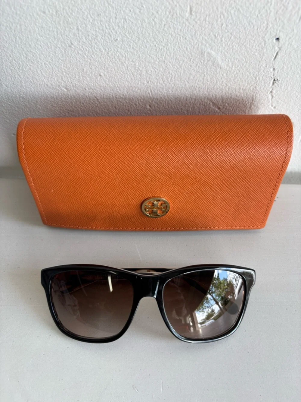 Tory Burch Orange Saffiano Wallet with tribal gradient brown Sunglasses